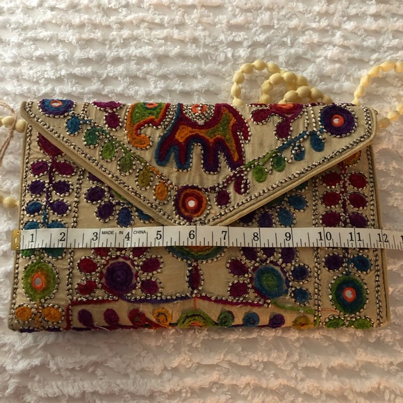 Handmade Clutch or Crossbody - Picture 4 of 5